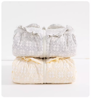 フラワーダウンロンパース60〜90cm