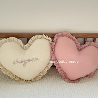 【K】【名入れ刺繍】レースハートクッション