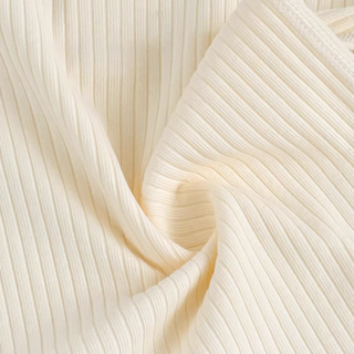 【帽子付き】リブホワイトラビットロンパース　59cm～80cm