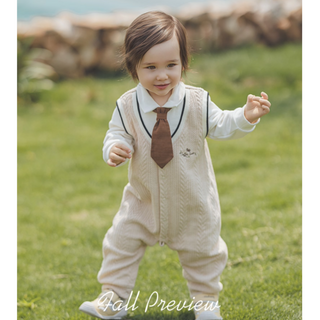 ベージュネクタイフォーマルロンパース　60cm～90cm