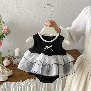 ブラックチュールロンパース　60cm～90cm